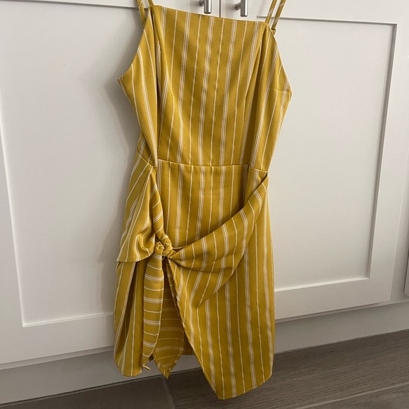 Ashleigh wrap tie dress Revolve - Picture 2 of 2